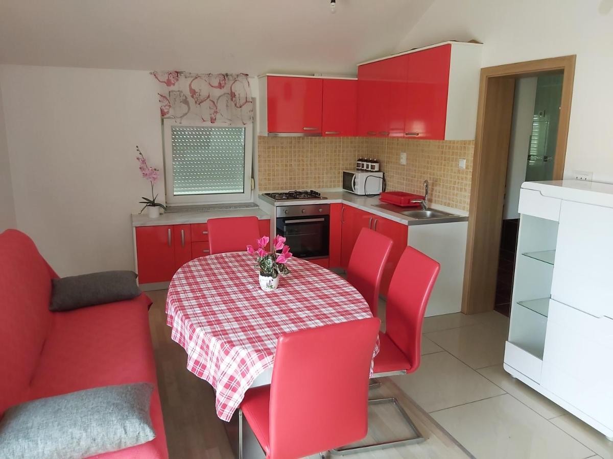 Jezdovec Apartments Krapec3 מראה חיצוני תמונה